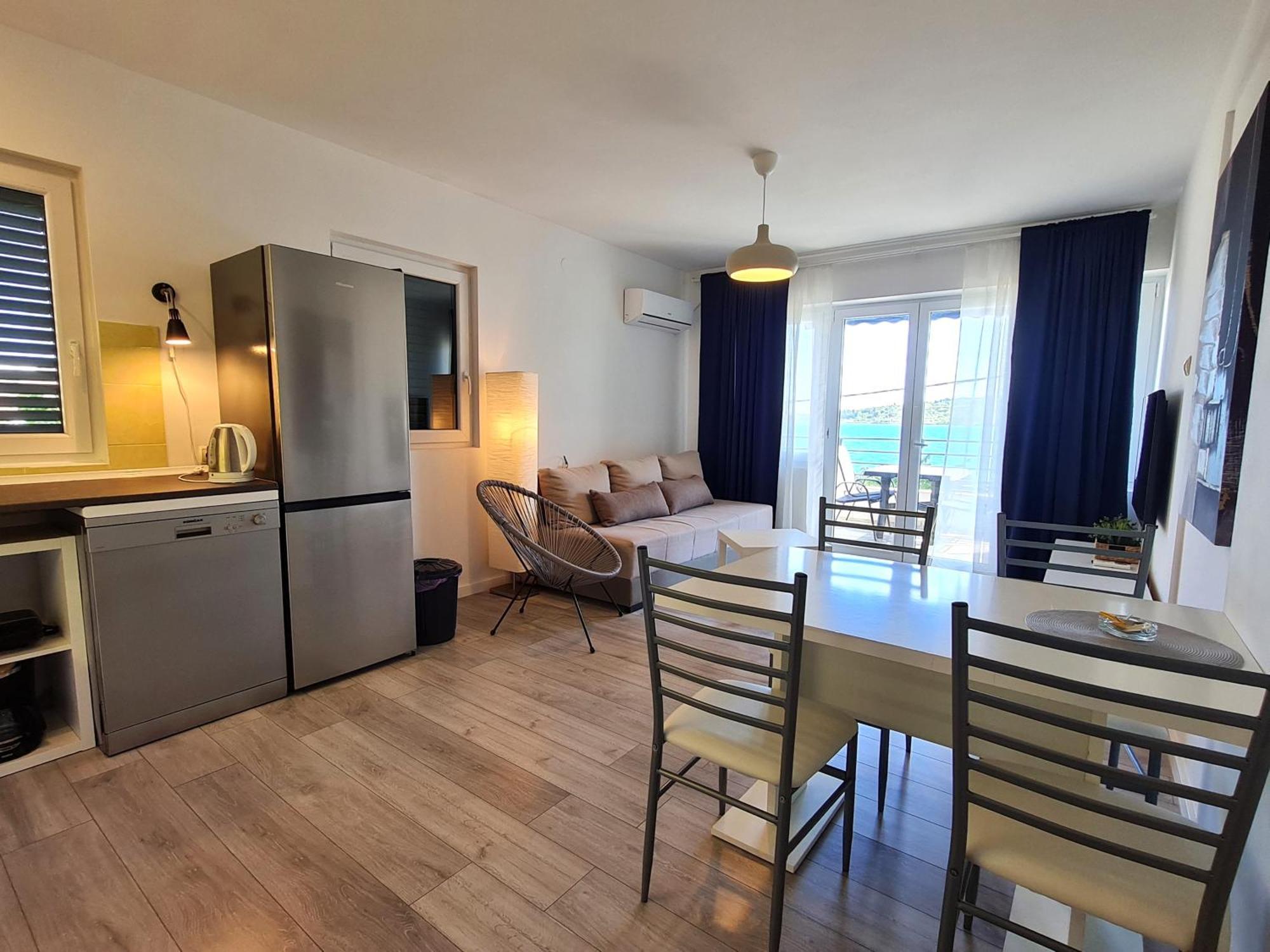 Lagom-Vodice Kamer foto