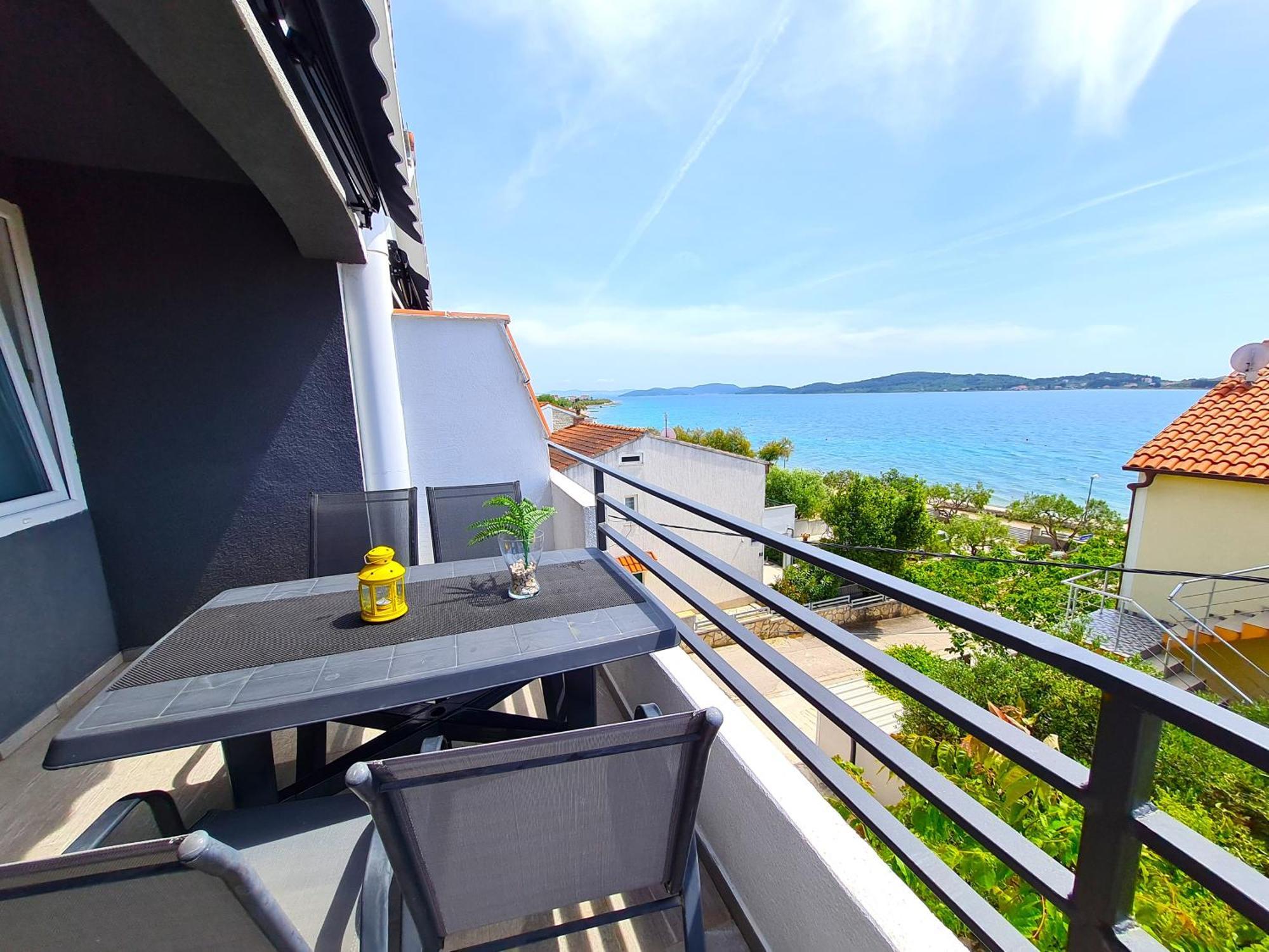 Lagom-Vodice Kamer foto