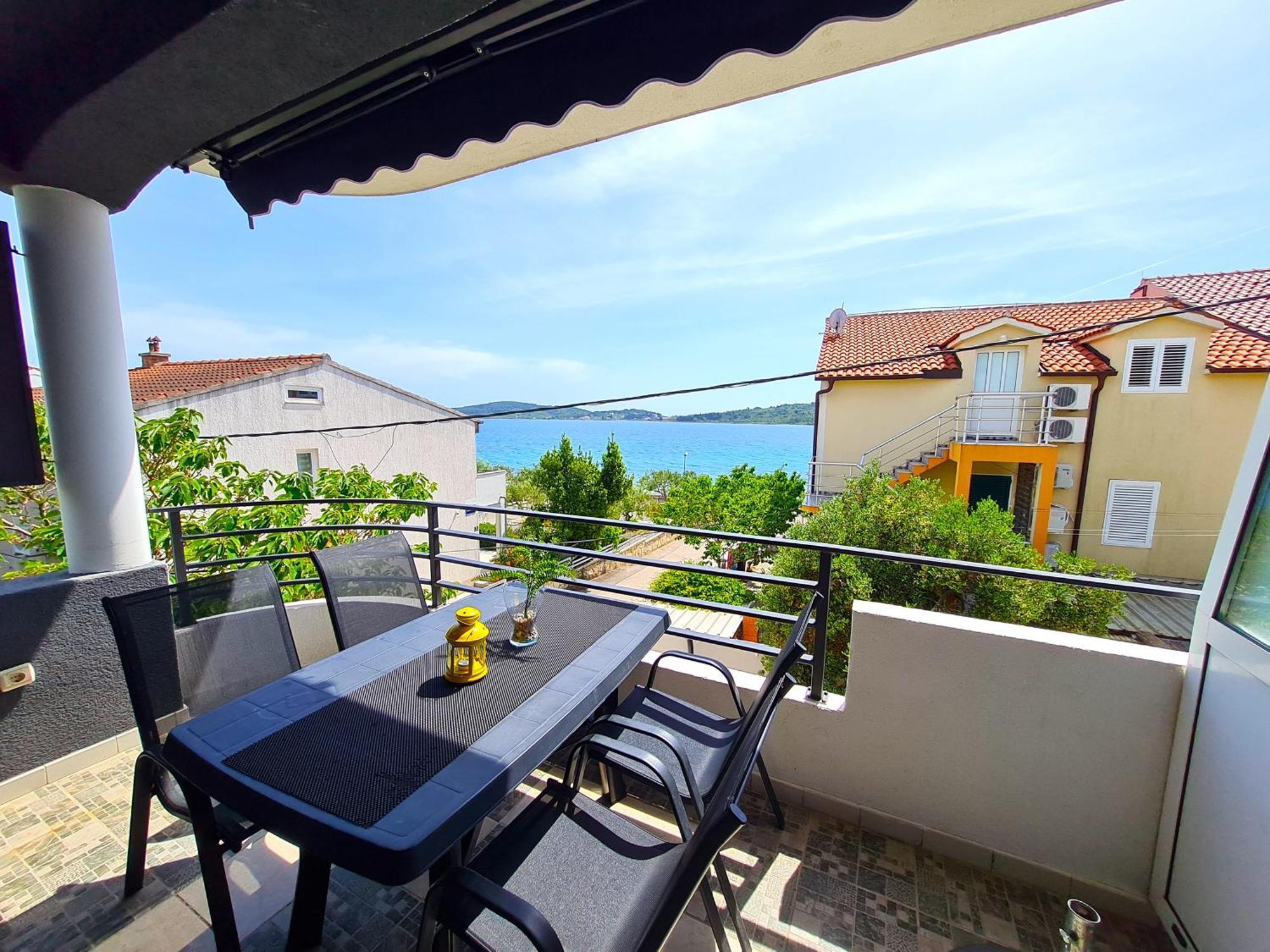 Lagom-Vodice Kamer foto
