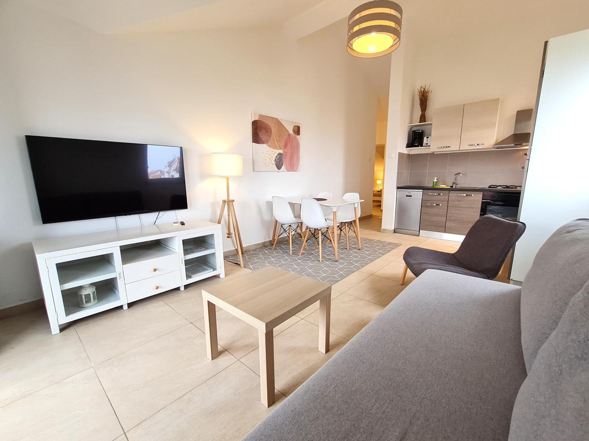 Lagom-Vodice Kamer foto