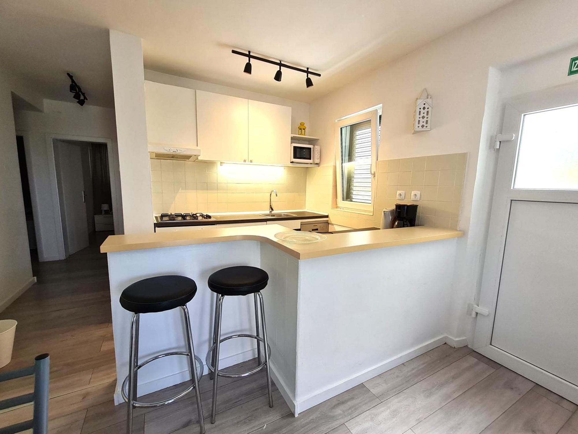 Lagom-Vodice Kamer foto