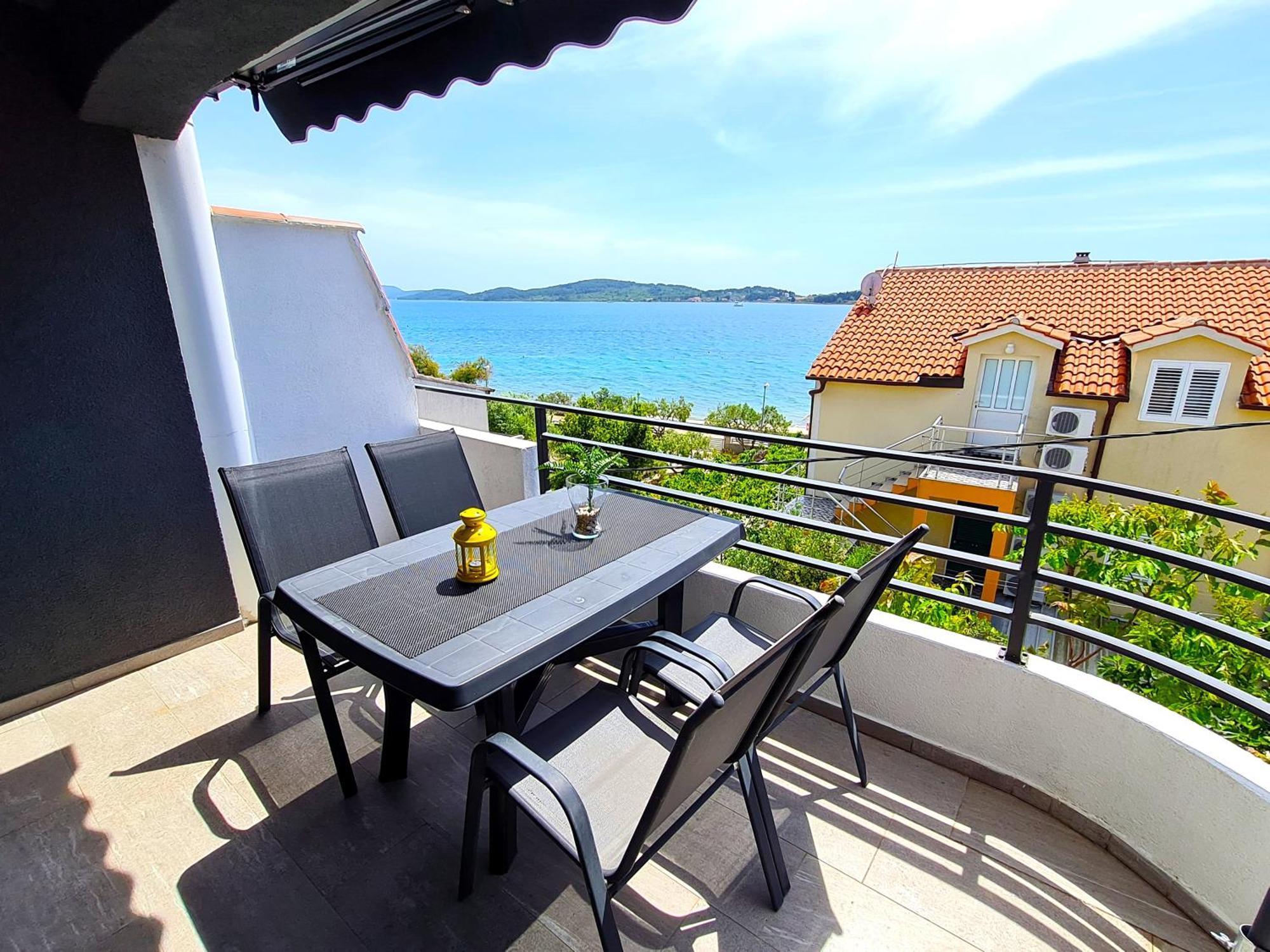 Lagom-Vodice Kamer foto