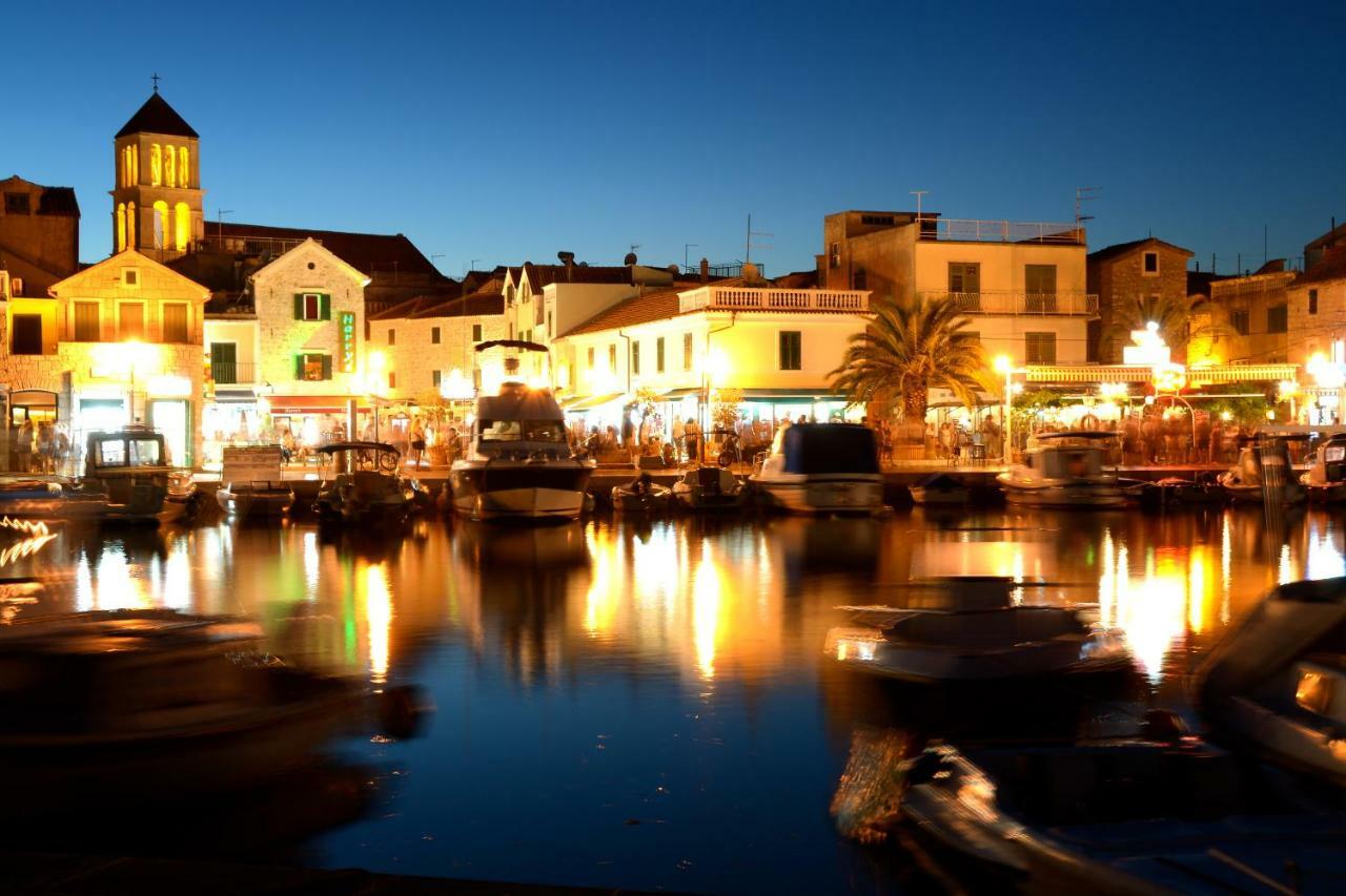 Lagom-Vodice Buitenkant foto